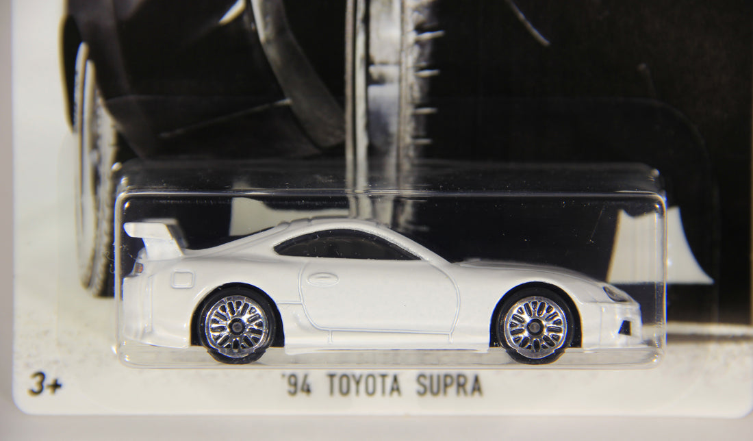 Hot Wheels 2016 Die-Cast '94 Toyota Supra Fast & Furious #7/8 L002275