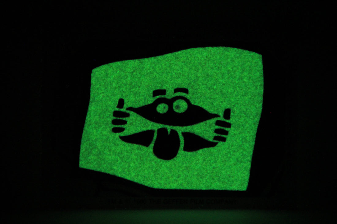 Beetlejuice 1990 Trading Card Glow In The Dark Sticker #6 ENG L004714