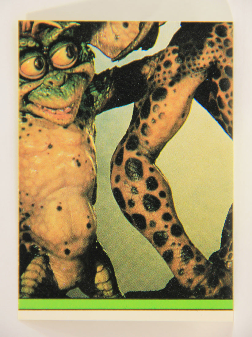Gremlins 2 The New Batch 1990 Trading Card Sticker #9 It's After Midnight ENG L006878
