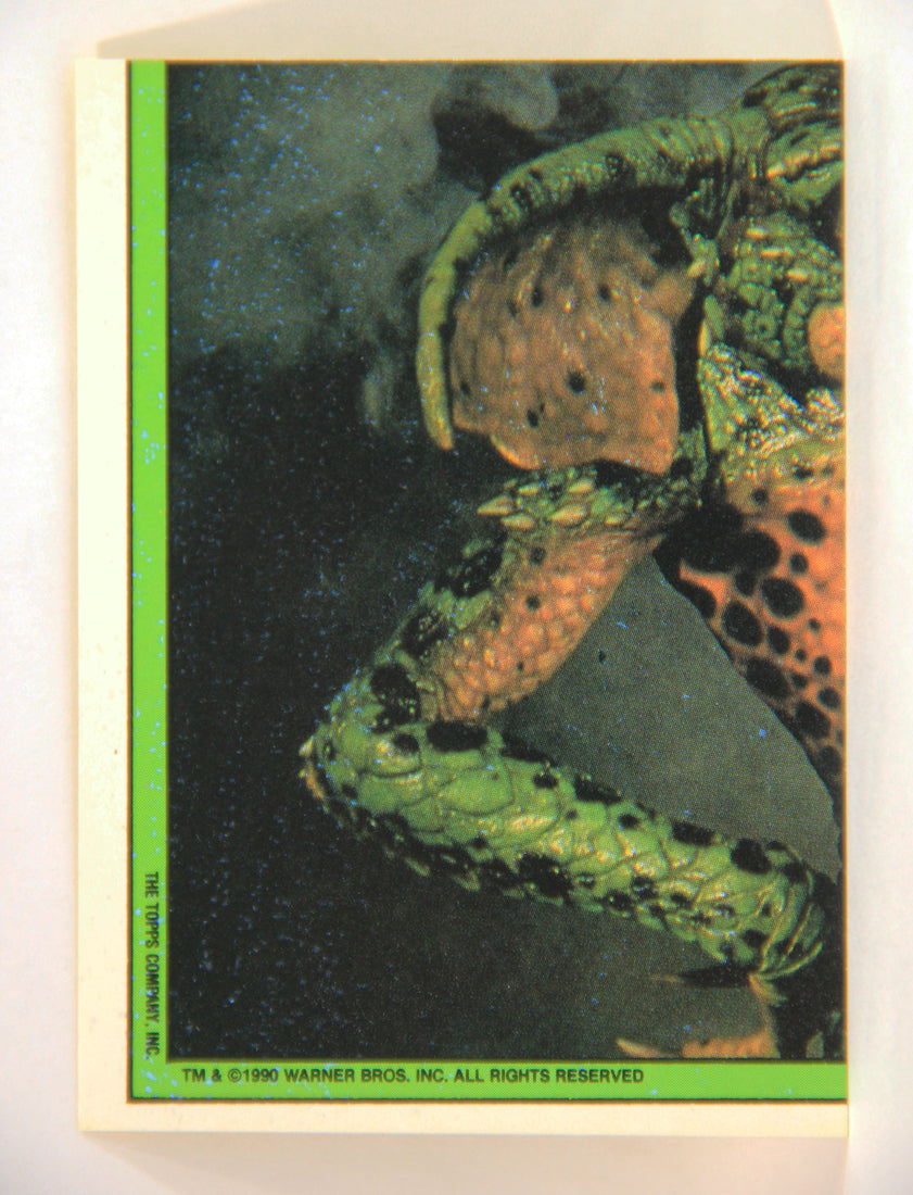 Gremlins 2 The New Batch 1990 Sticker Card #10 On The Town ENG Green Border L006879