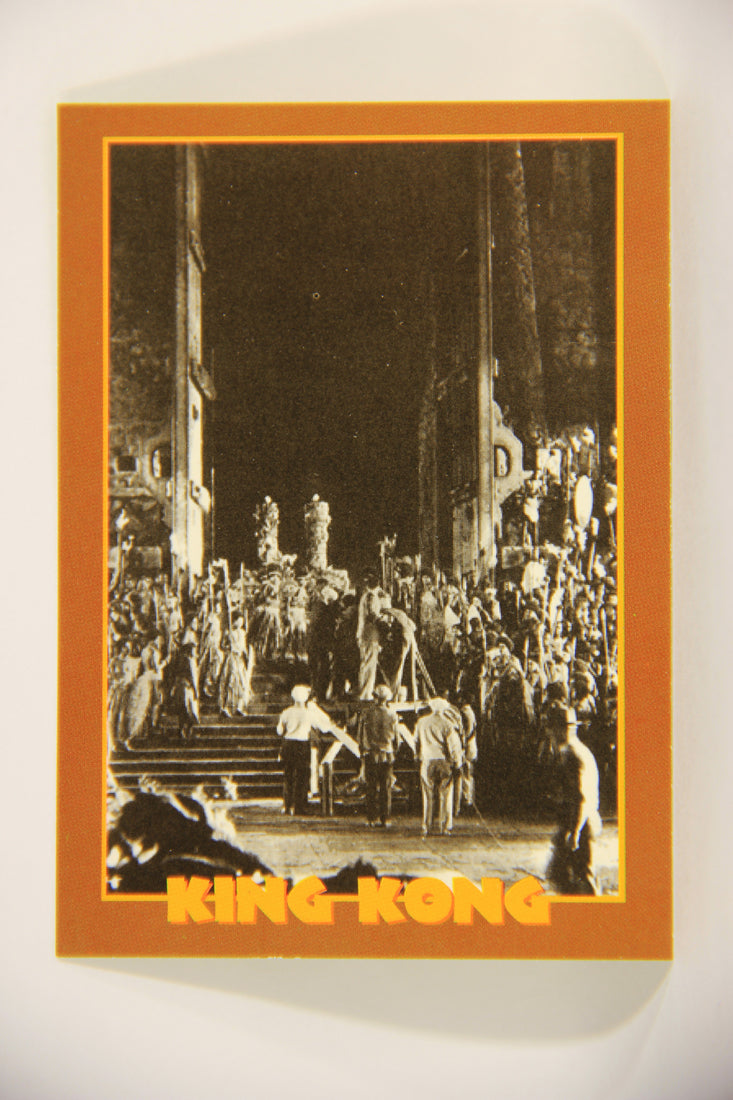 King Kong 60th Anniversary 1993 Trading Card #96 Mixing Monsters And Men L007964