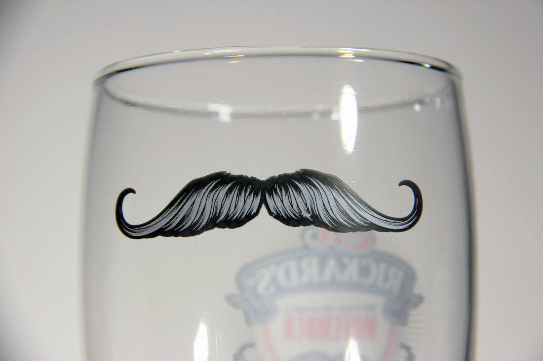 Rickard's Beer Pint Glass Special Movember Edition Canada FR-ENG L008914