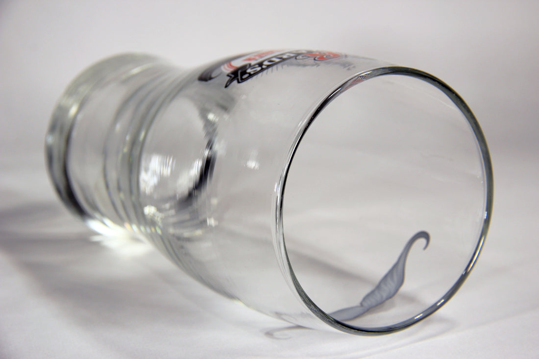 Rickard's Beer Pint Glass Special Movember Edition Canada FR-ENG L008914