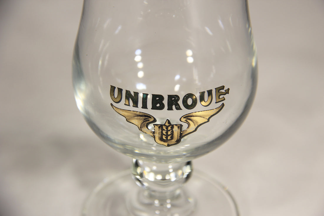 Unibroue Brewery Beer Small Tulip Glass Canada Quebec L008926