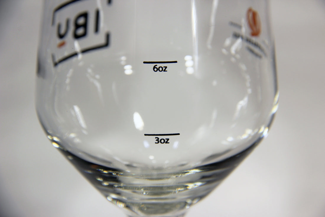 IBU International Bitterness Units Beer Glass - Goblet Glass Type Canada Quebec L009482