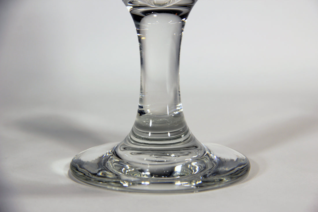 IBU International Bitterness Units Beer Glass - Goblet Glass Type Canada Quebec L009482