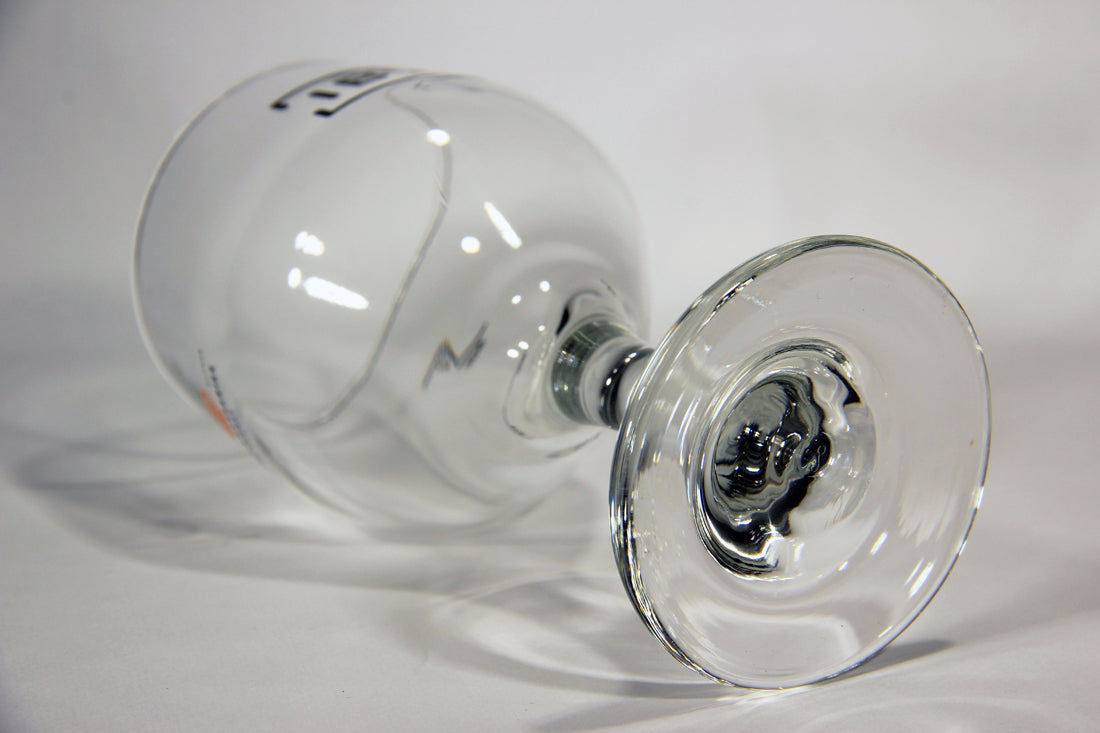 IBU International Bitterness Units Beer Glass - Goblet Glass Type Canada Quebec L009482