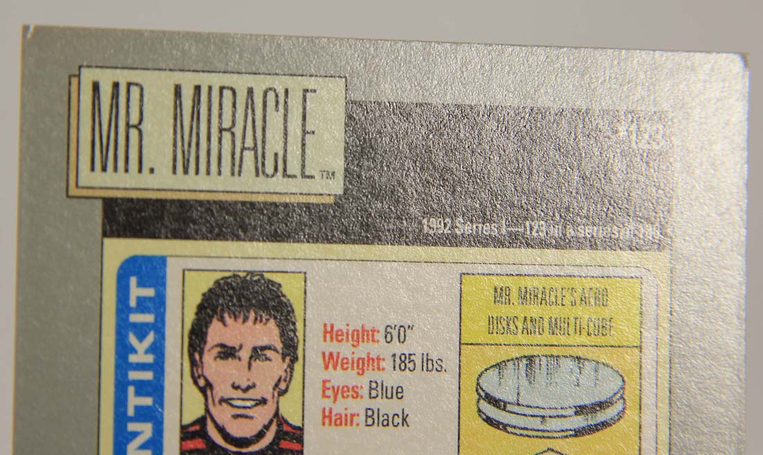 DC Cosmic 1991 Trading Card #123 Mr. Miracle's Aero Disks And Multi-Cube L013682
