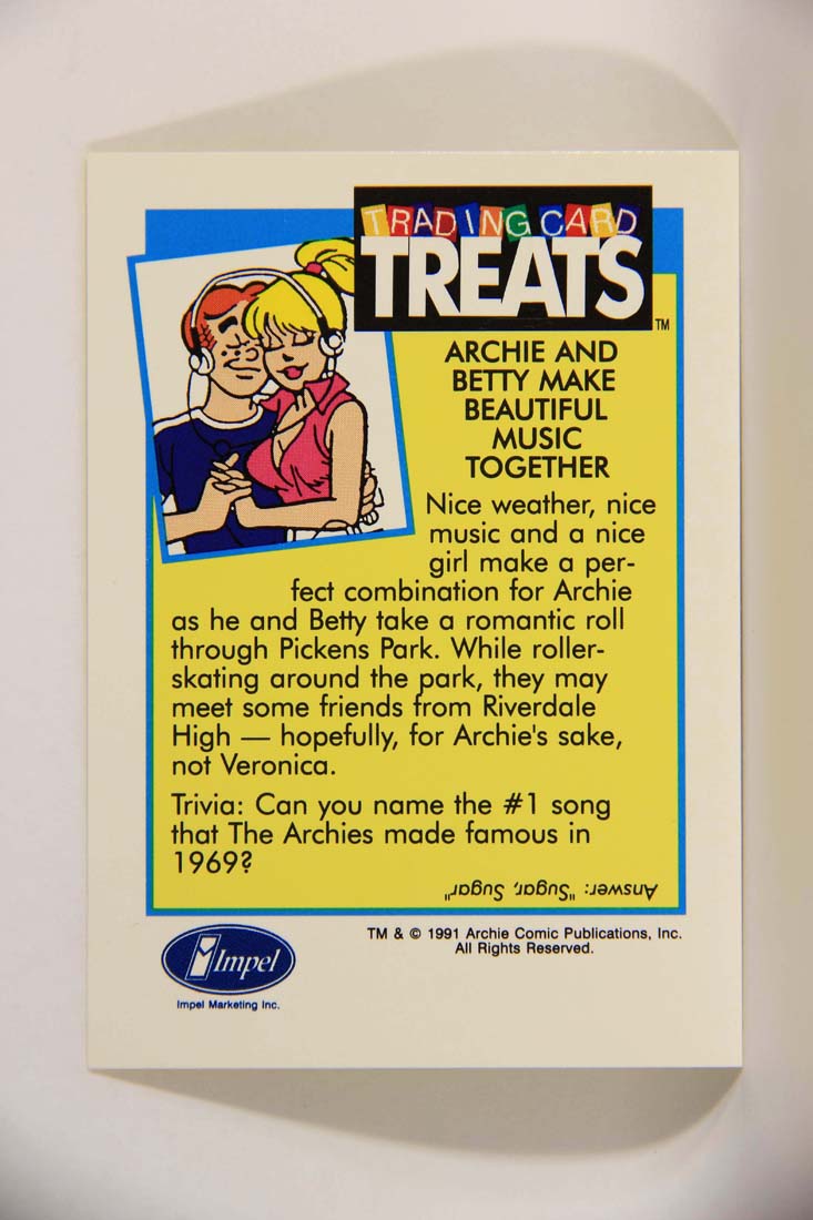 Archie Comics Treats 1991 Vintage Trading Card Archie And Betty ENG L013863