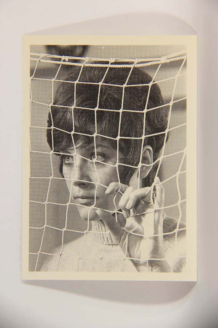 The Avengers TV Series 1992 Trading Card #38 A Sticky Wicket L013903