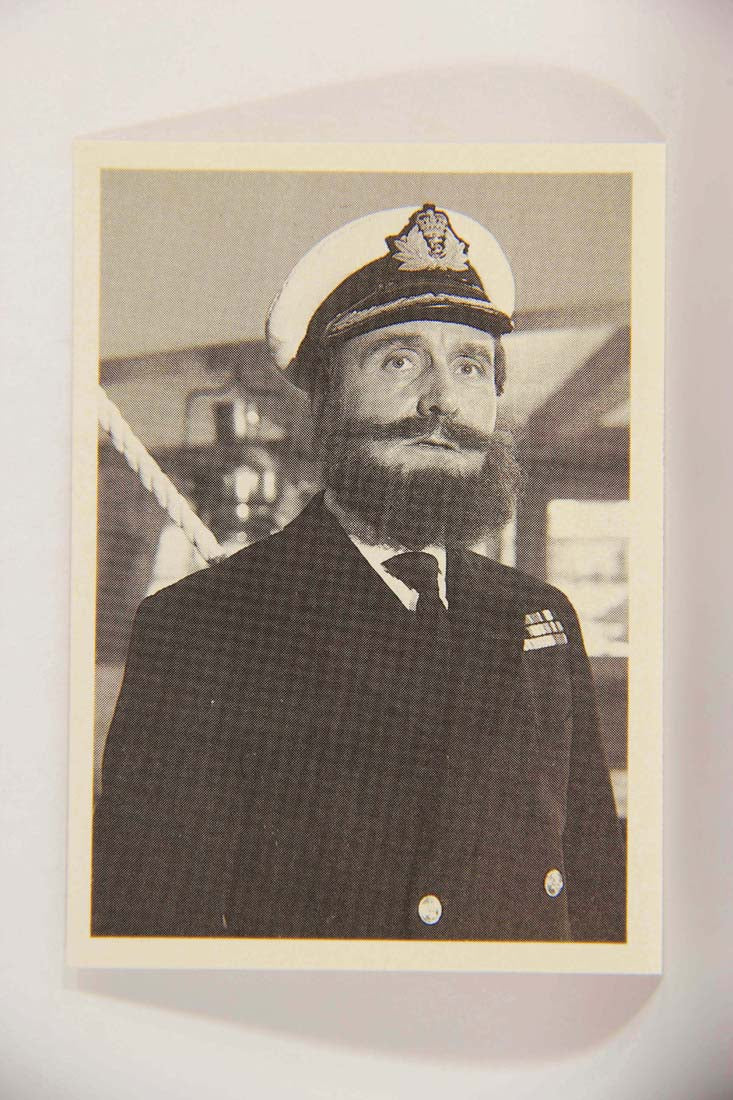 The Avengers TV Series 1992 Trading Card #44 Bearding The Lion L013909