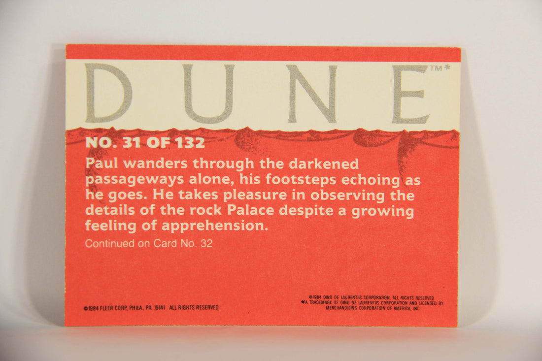 Dune 1984 Trading Card #31 Paul Explores His New Home L014336