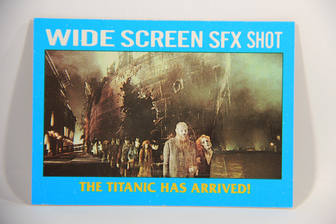 Ghostbusters II 1989 Trading Card #67 The Titanic Has Arrived L016138