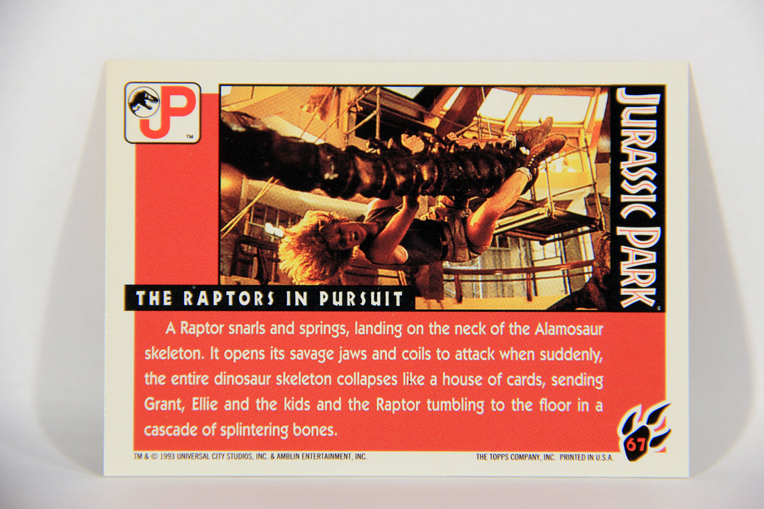 Jurassic Park 1993 Trading Card #67 The Raptors In Pursuit ENG Topps L016318