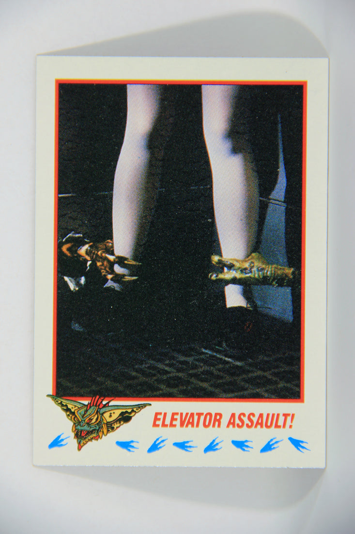 Gremlins 2 The New Batch 1990 Trading Card #44 Elevator Assault ENG L016383