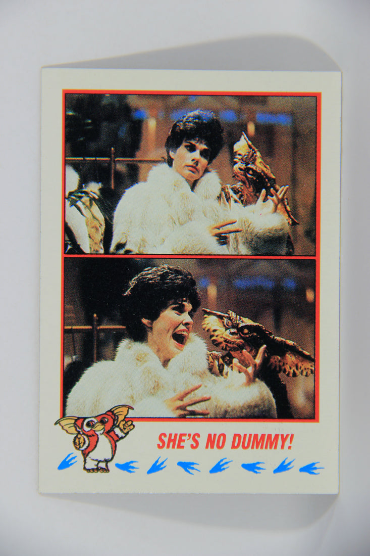 Gremlins 2 The New Batch 1990 Trading Card #68 She's No Dummy ENG L016407