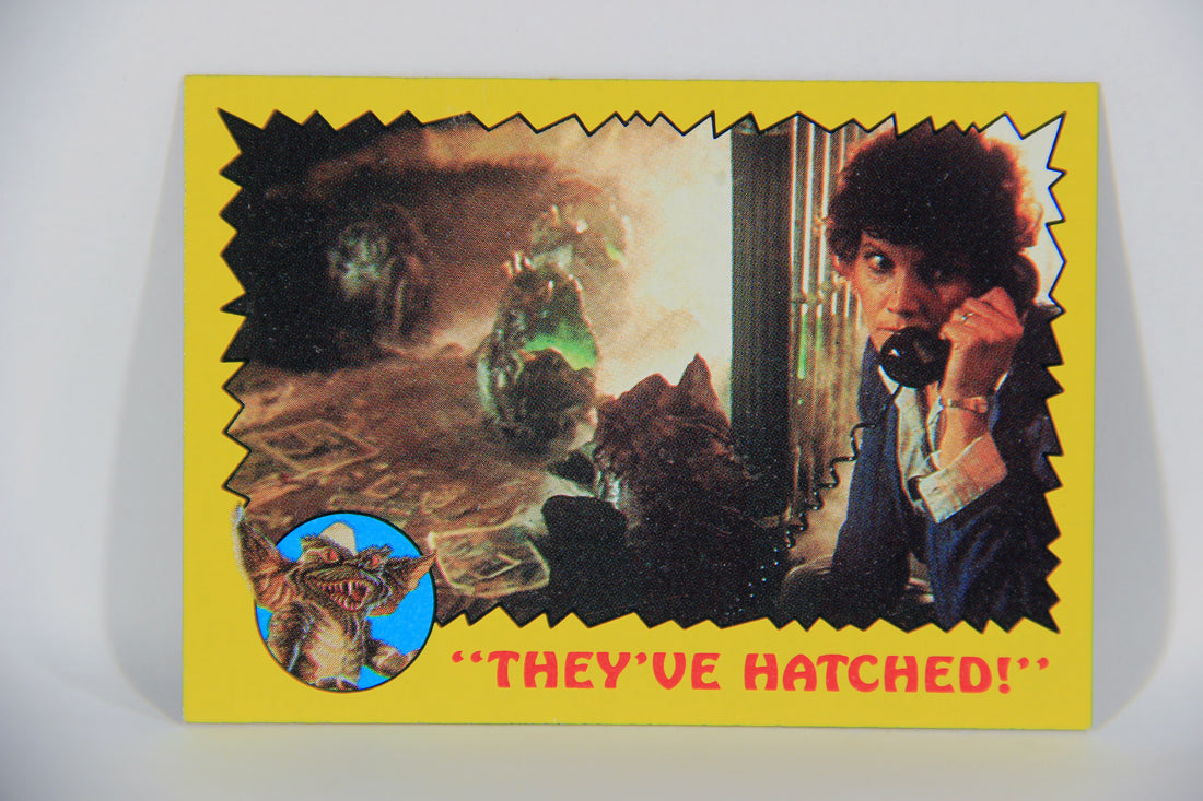 Gremlins 1984 Trading Card #35 They've Hatched ENG Topps L016461