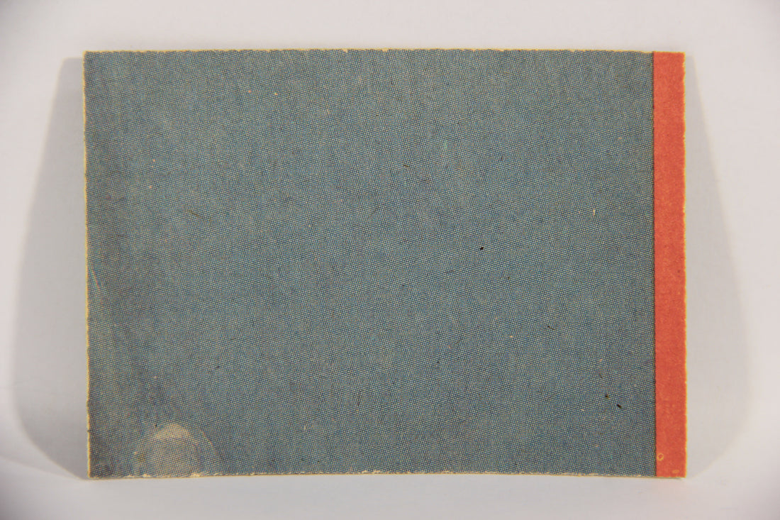 Jaws 2 - 1978 Trading Card #15 The Charging Fury FR-ENG Canada O-Pee-Chee L016523