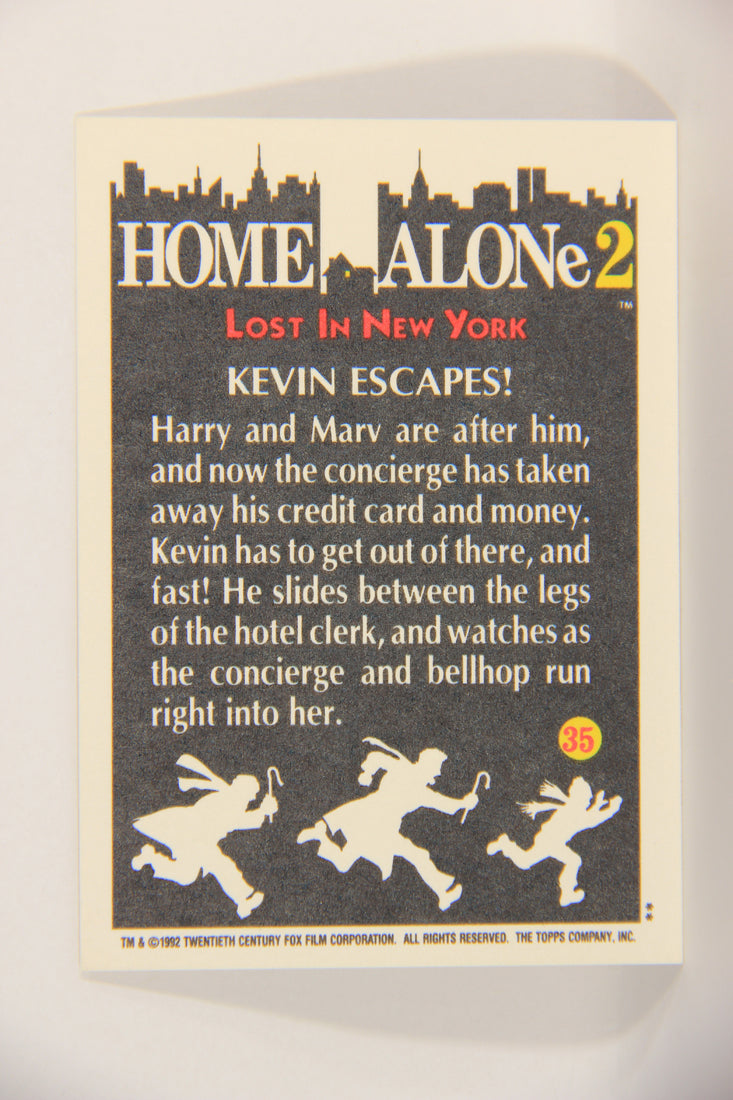Home Alone 2 Lost In New York 1992 Trading Card #35 Kevin Escapes ENG L016905