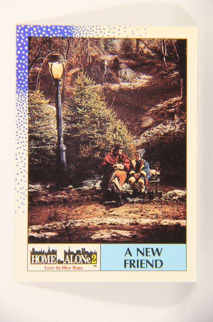 Home Alone 2 Lost In New York 1992 Trading Card #38 A New Friend ENG L016908