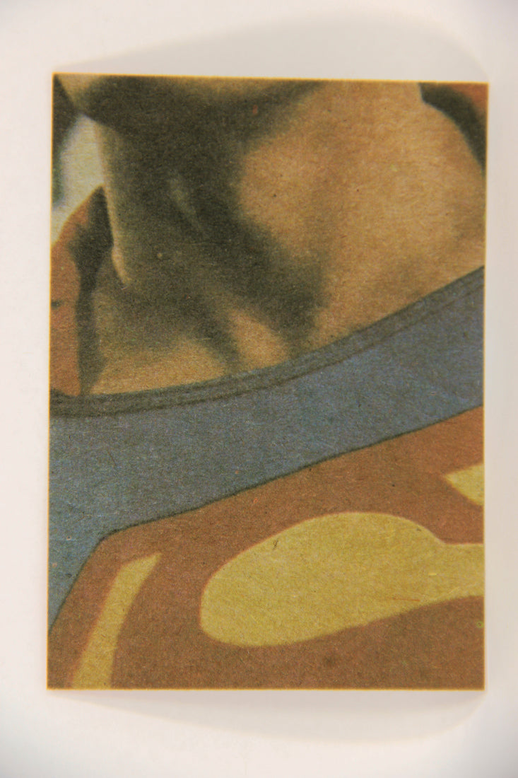 Superman 2 Topps 1980 Trading Card #12 Superman To The Rescue ENG L017153