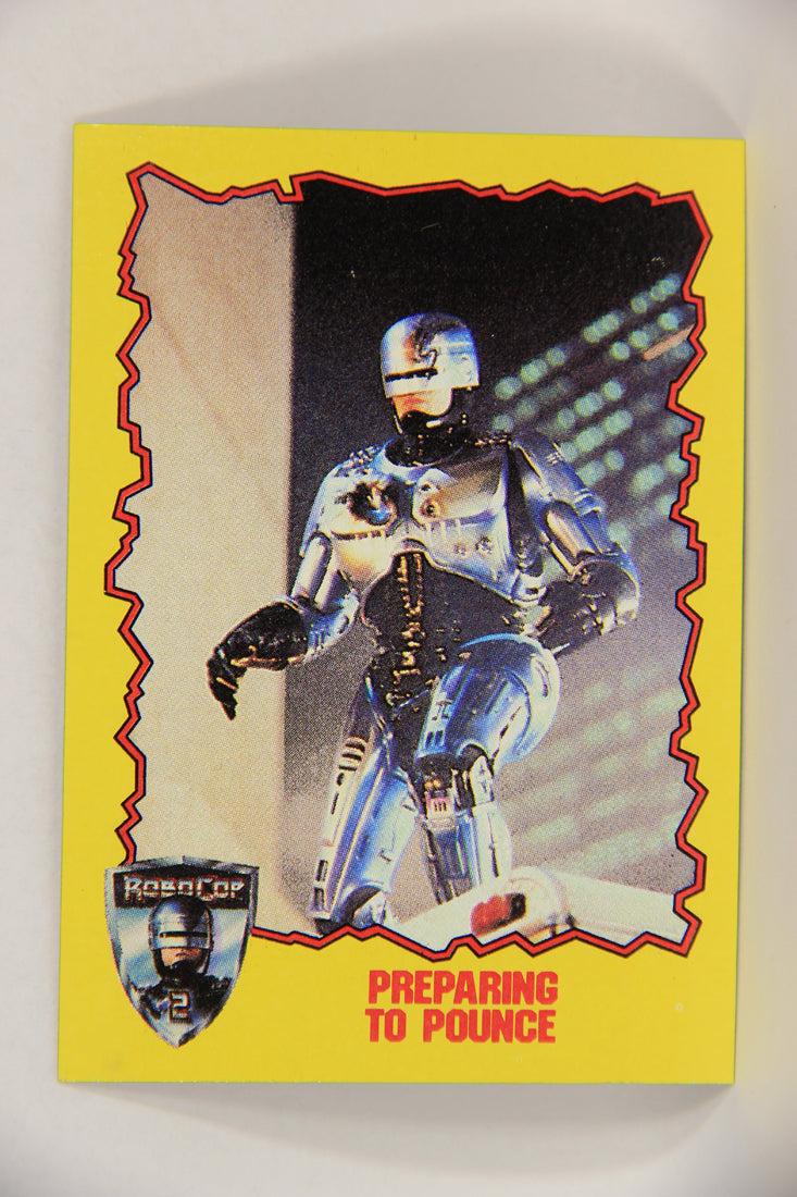 RoboCop 2 Topps 1990 Trading Card #70 Preparing To Pounce ENG L017299