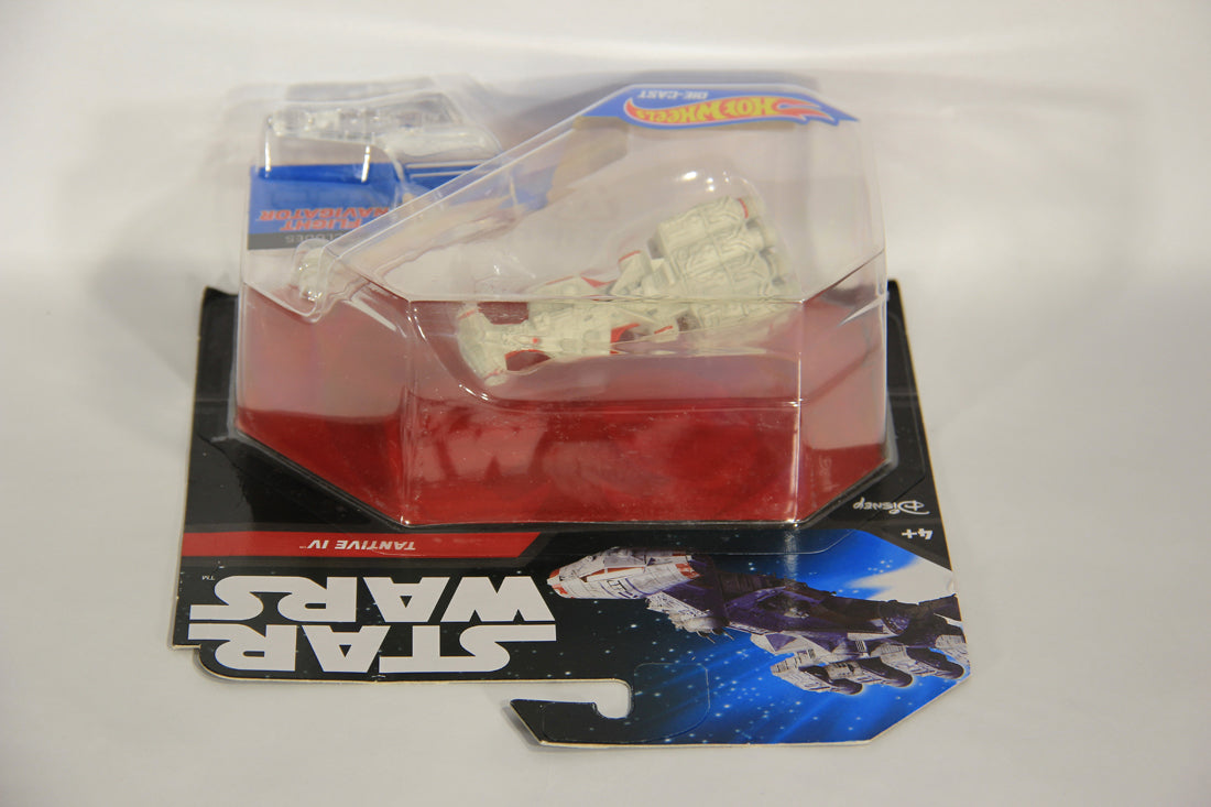 Star Wars Hot Wheels Die-Cast Flight Navigator #27 Tantive IV New Sealed L017567