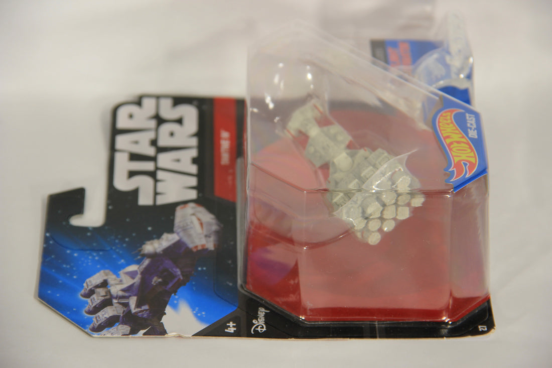 Star Wars Hot Wheels Die-Cast Flight Navigator #27 Tantive IV New Sealed L017567