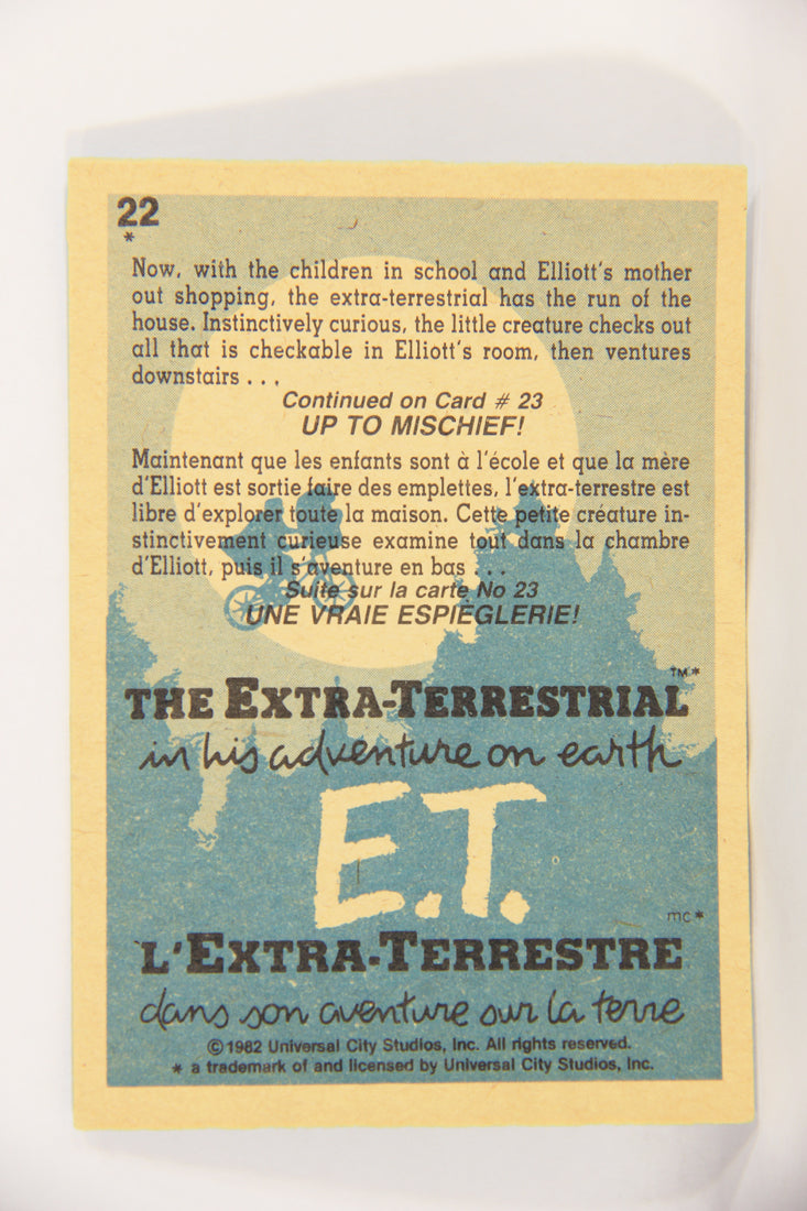 E.T. The Extra-Terrestrial 1982 Trading Card #22 Alone In The House FR-ENG OPC L018049