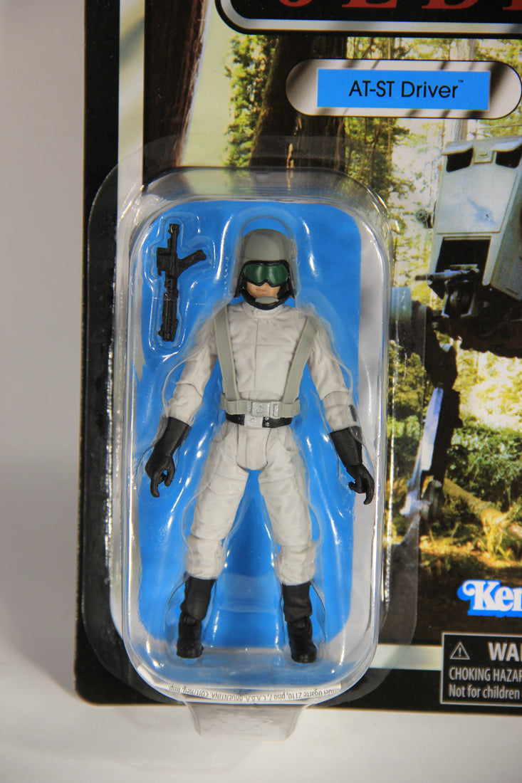Star Wars AT-ST Driver Vintage Collection VC192 ROTJ Exclusive 50th Anniversary MOC L018145