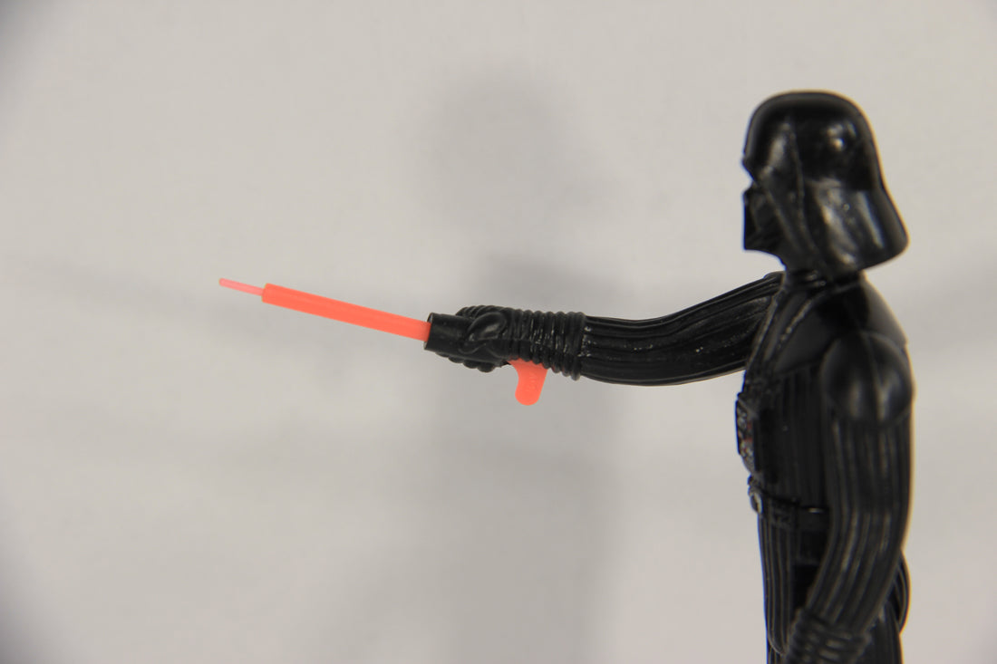 Star Wars Darth Vader 1977 Action Figure DAMAGED No COO Raised Bar I-2a Kader L018915