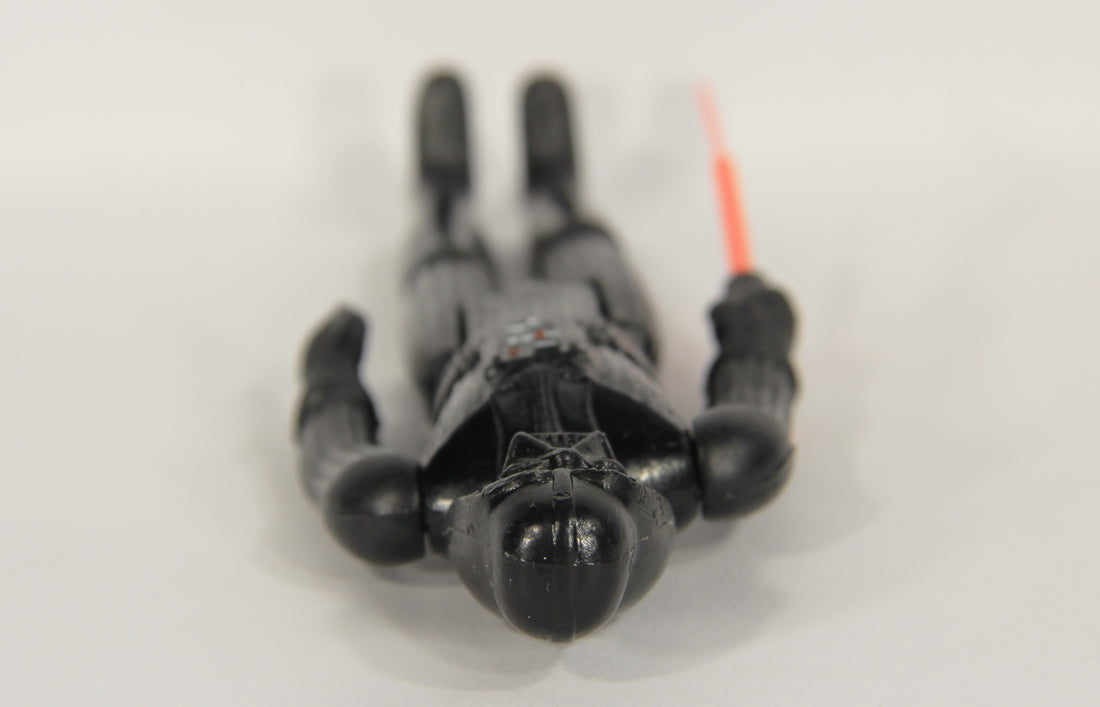 Star Wars Darth Vader 1977 Action Figure DAMAGED No COO Raised Bar I-2a Kader L018915