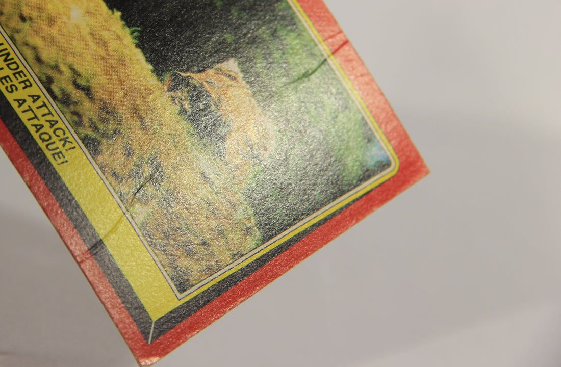 Star Wars ROTJ 1983 Trading Card #74 Under Attack FR-ENG Canada L019014