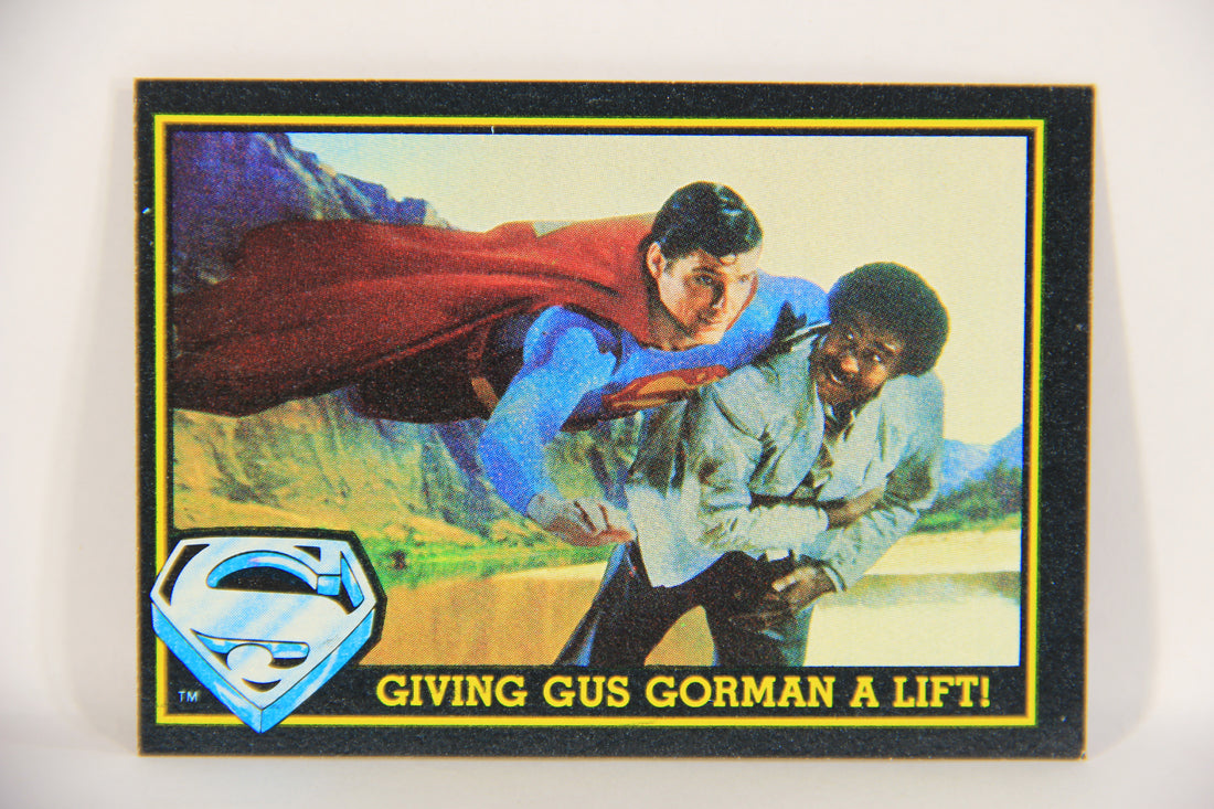 Superman 3 Topps 1983 Trading Card #92 Giving Gus Gorman A Lift ENG L019157