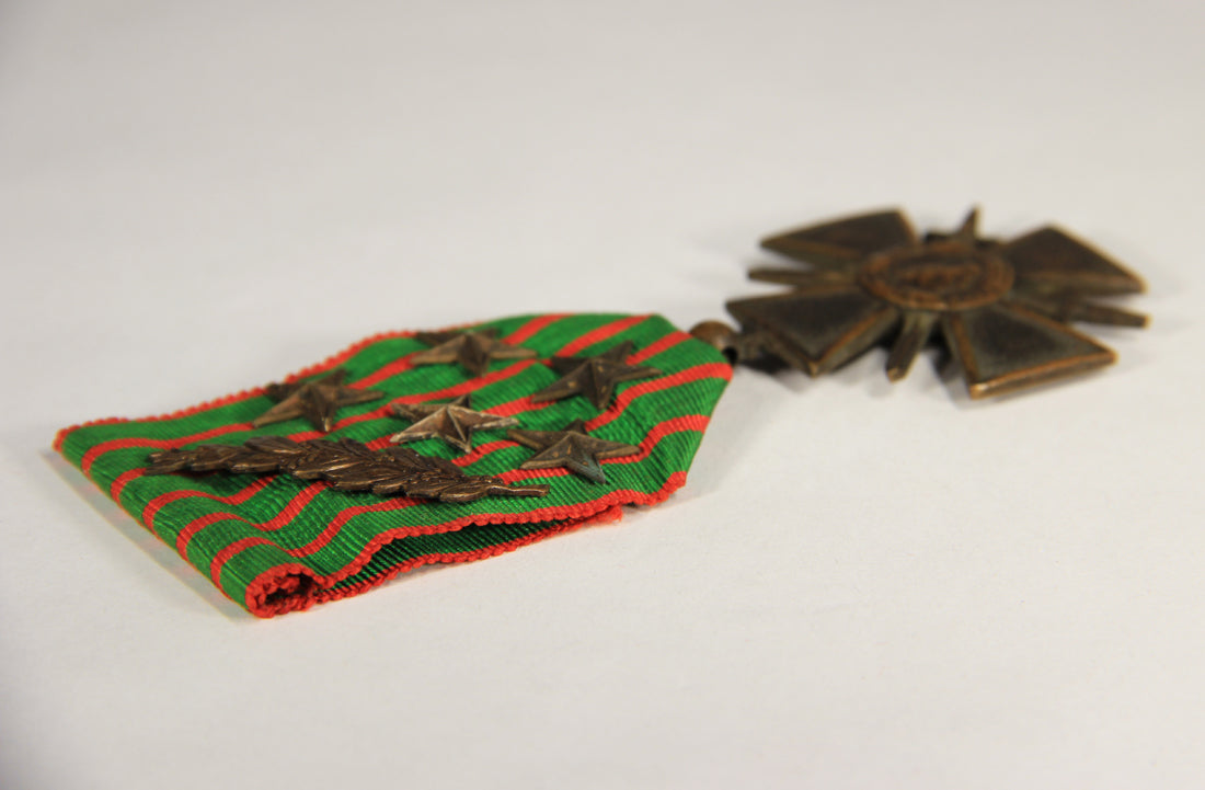 France 1915 WWI Croix De Guerre 1914-1918 - War Cross With Palm & 5 Stars - Bronze L019467