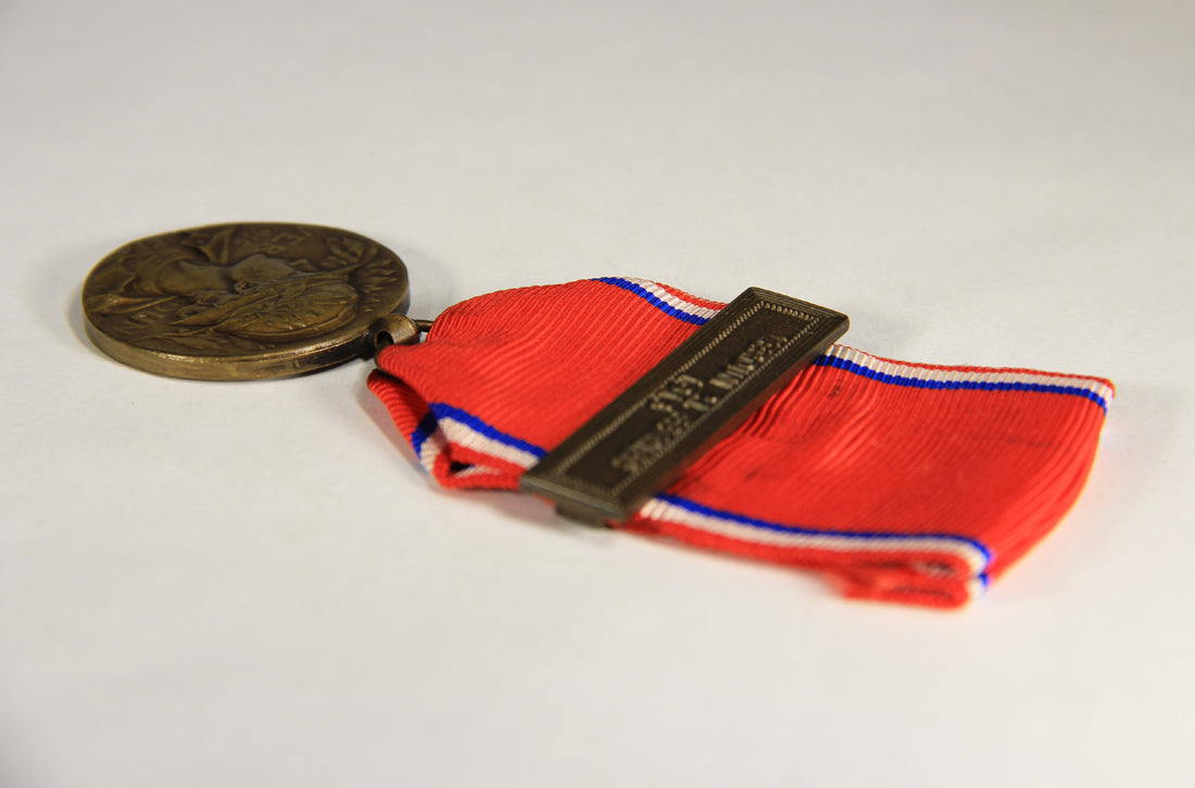 France 1917 WWI Médaille De La Bataille De Verdun Type 3 - Battle Of Verdun - Bronze L019472