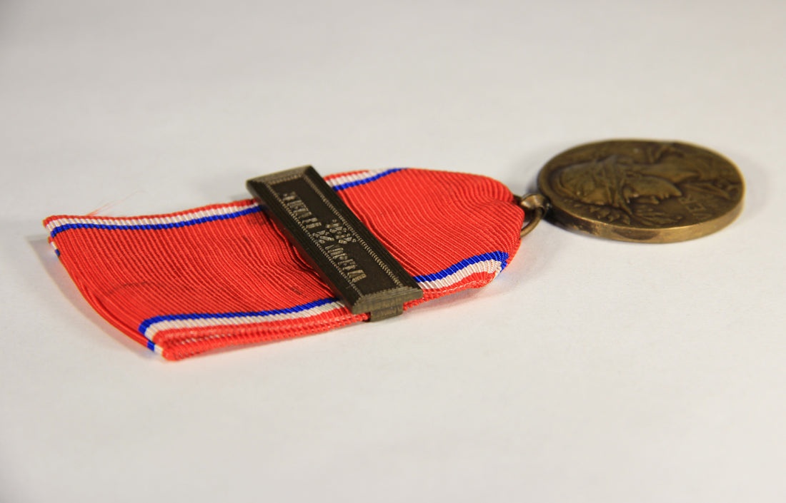 France 1917 WWI Médaille De La Bataille De Verdun Type 3 - Battle Of Verdun - Bronze L019472
