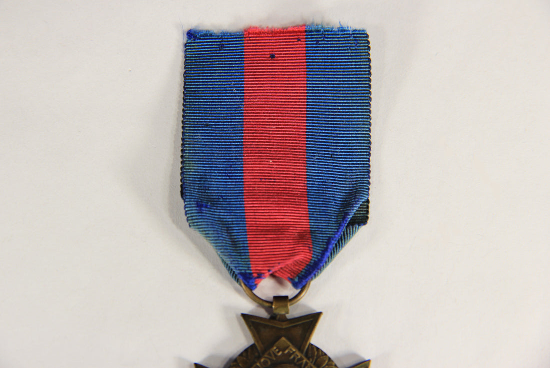 France 1934 WWI Croix Des Services Militaires Volontaires 3e Classse - Bronze L019478