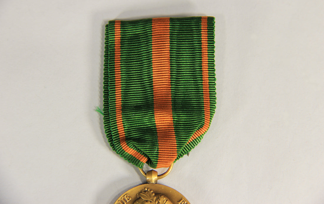 France 1926 War Medal - Médaille Des Évadés - The Escapee's Medal - Bronze L019480