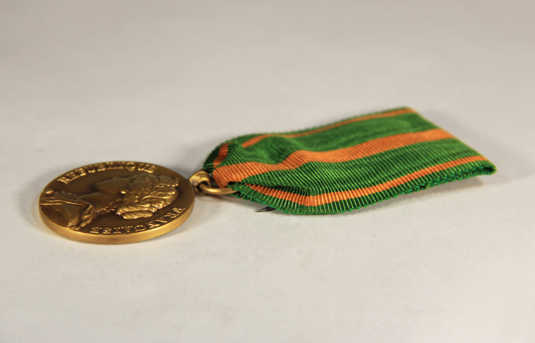 France 1926 War Medal - Médaille Des Évadés - The Escapee's Medal - Bronze L019480