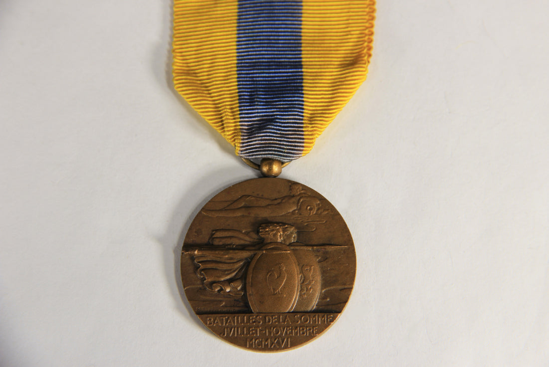 France 1956 WWI & WWII Médaille Commém. De La Bataille De La Somme - Bronze L019485