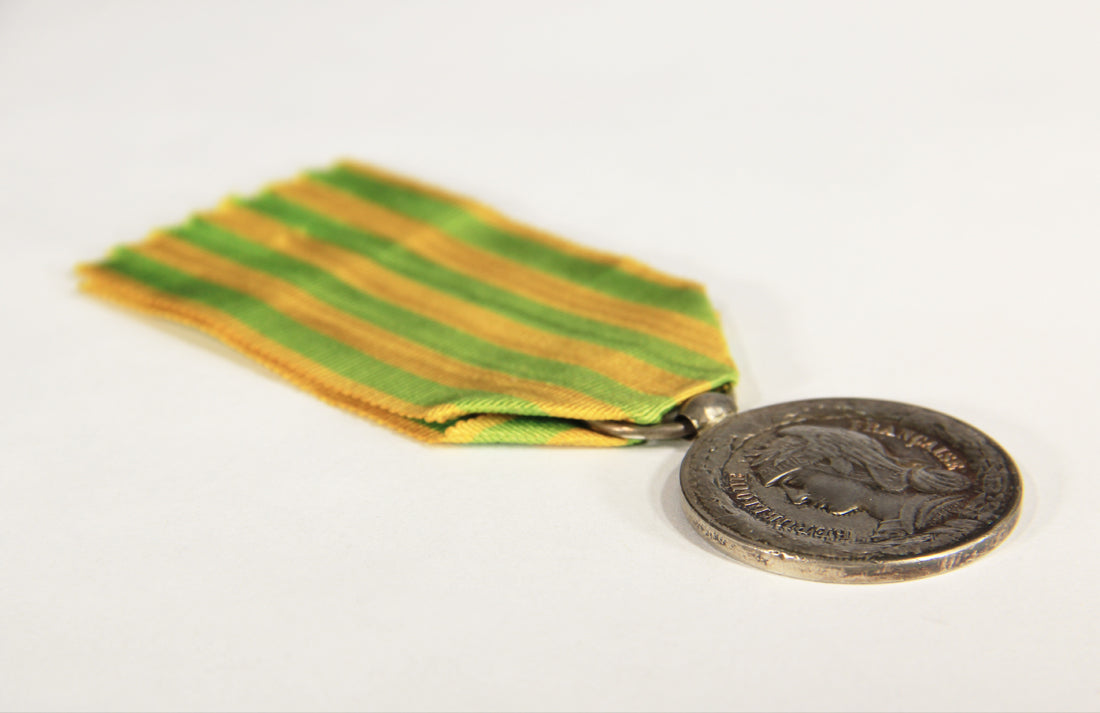 France 1885 Médaille Commémorative Du Tonkin - Armée De Terre 6 Batailles - Silver L019501
