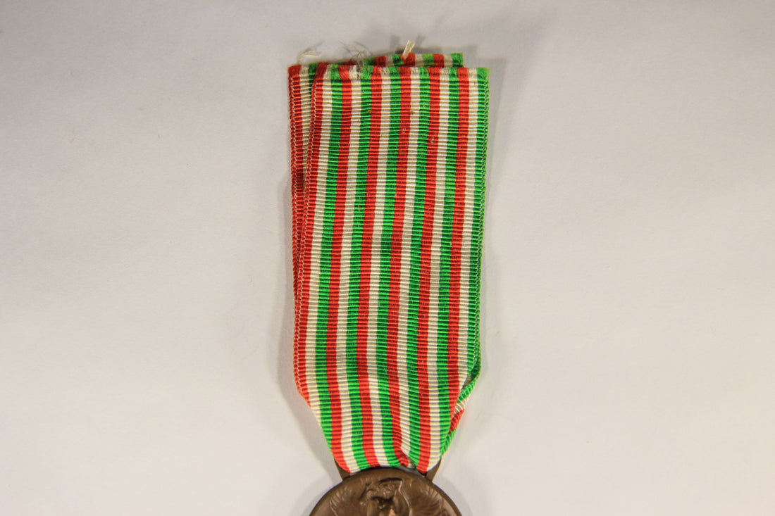Italy 1920 WWI Commemorative Medal For The Italo-Austrian War 1915-1918 Bronze L019518