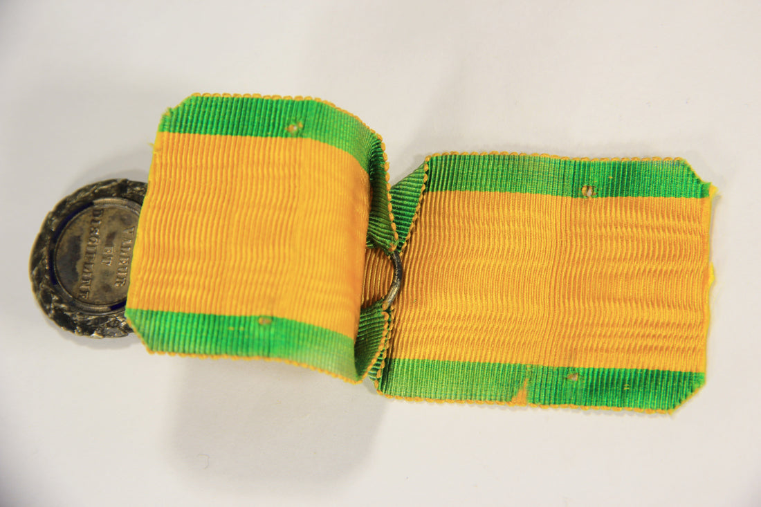 France 1853-1870 Médaille Militaire Type 2A4 Second Empire - Silver Vermeil L020500