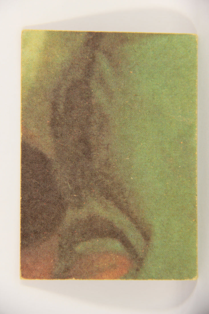 Star Wars 1977 Trading Card #222 Blasting The Enemy FR-ENG OPC L020866