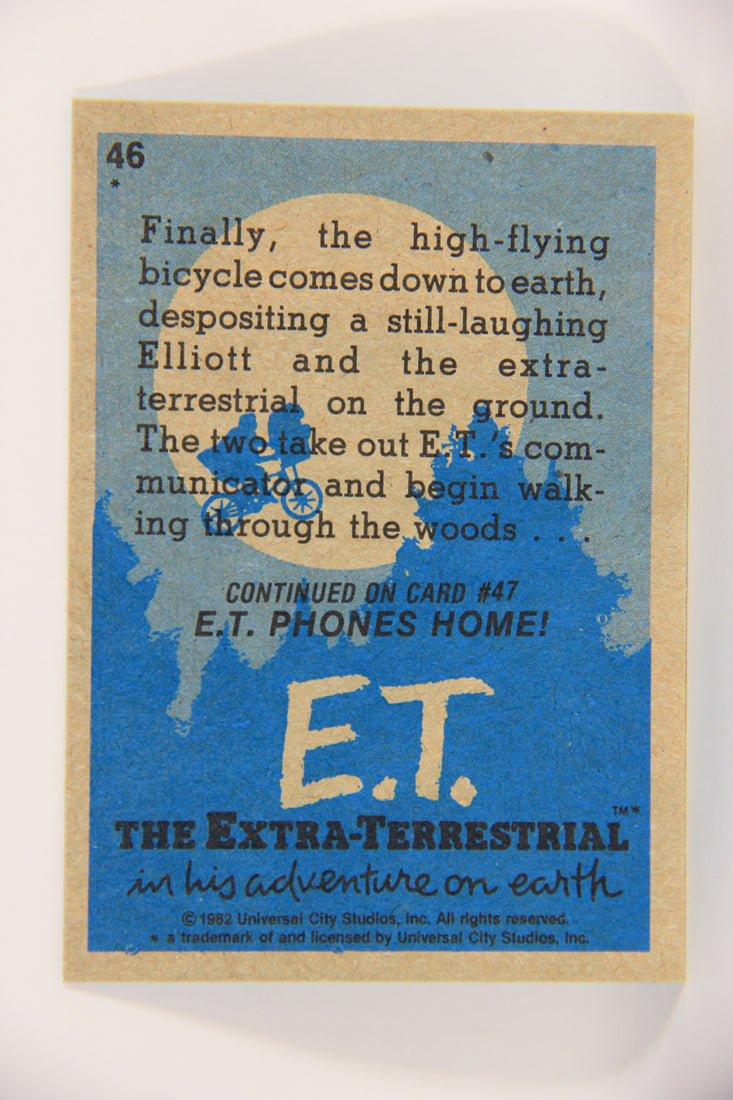 E.T. The Extra-Terrestrial 1982 Trading Card #46 In The Woods ENG Topps L021011