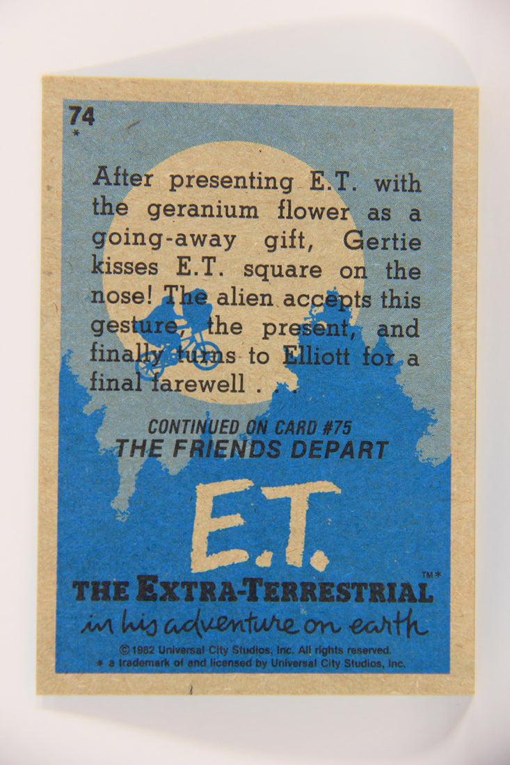E.T. The Extra-Terrestrial 1982 Trading Card #74 Gertie's Goodbye Kiss ENG Topps L021039