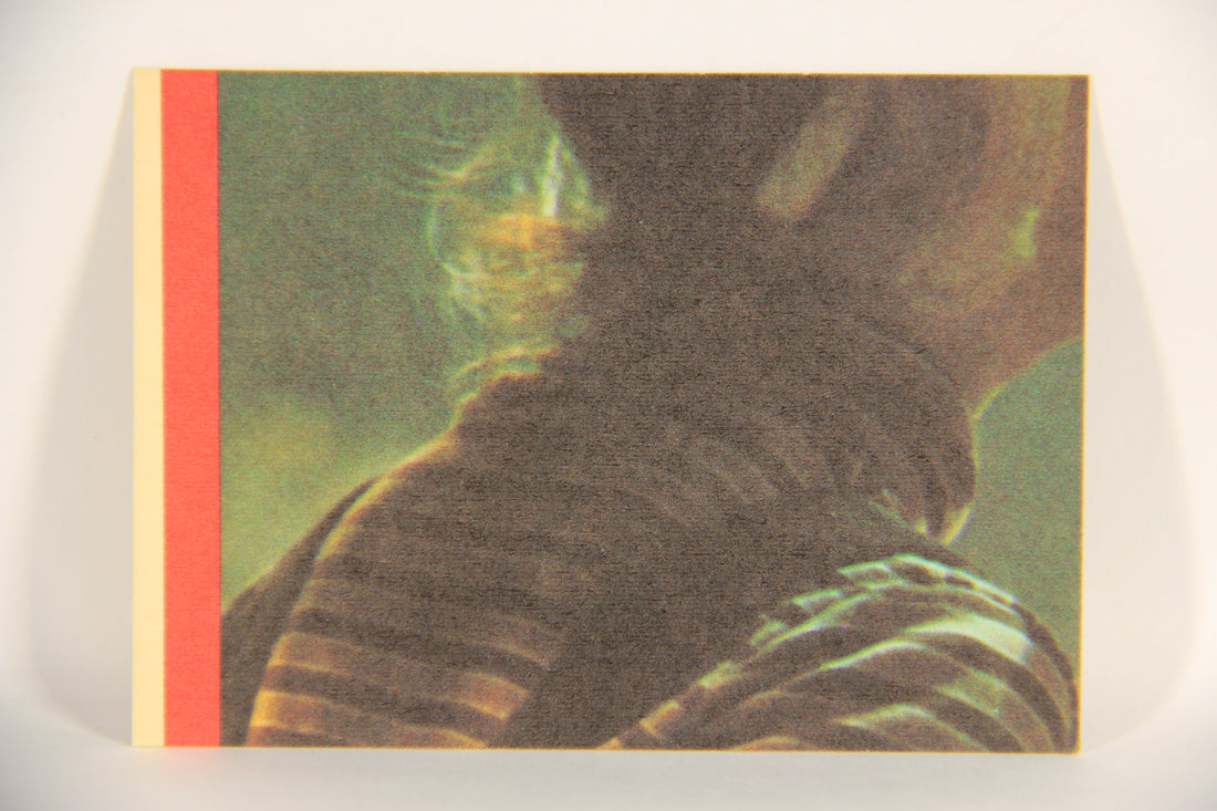 E.T. The Extra-Terrestrial 1982 Trading Card Sticker #2 E.T. And Harvey L021054