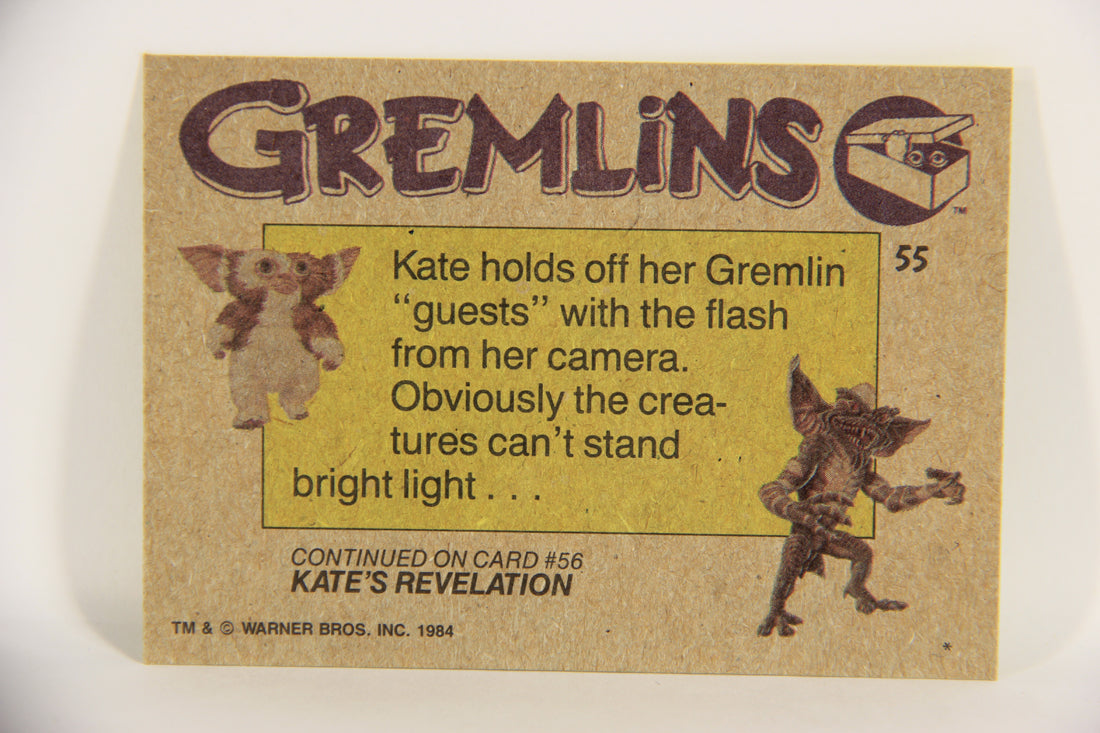 Gremlins 1984 Trading Card #55 Saved By A Flash ENG Topps L021170