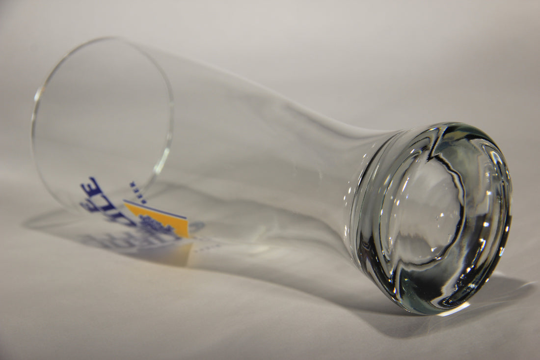 Belle Gueule Beer Pilsner Glass FR-ENG Box Canada Quebec L009597